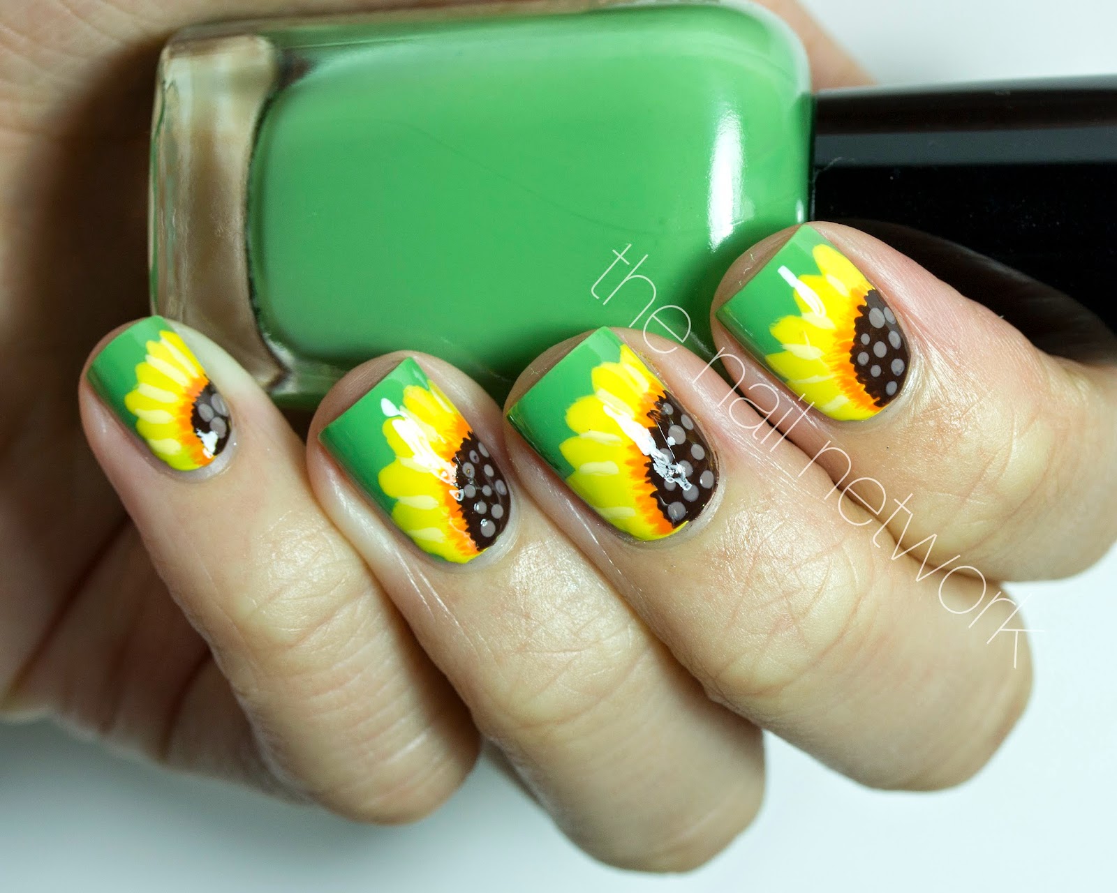Wondrously Polished: The Digital Dozen does Texture - Day 3: Sunflower Nail  Art | Sunflower nails, Sunflower nail art, Nail art