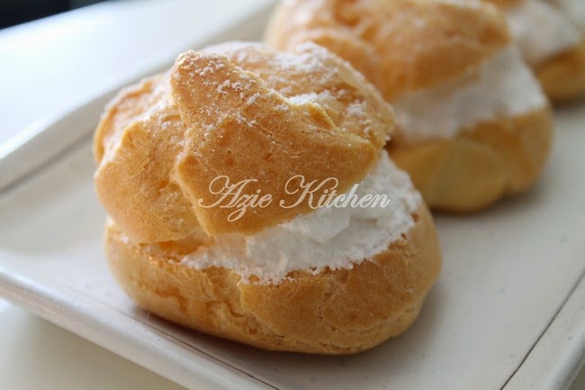 Cream Puff with Fresh Cream Choux Pastry - Azie Kitchen