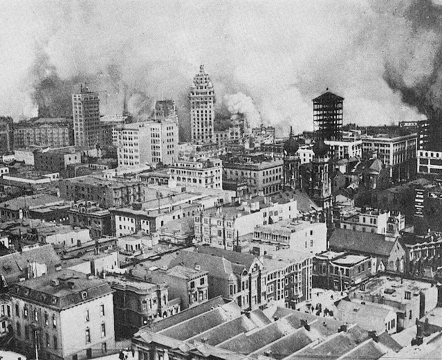 part of the 1906 California Earth quake and fire in a photograph