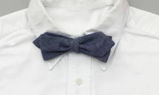 How do I tie a bow tie