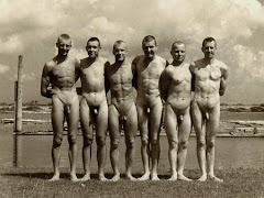 Six Naked Men Wallpaper 1024x768