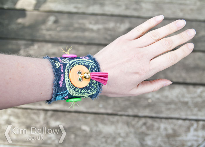 Click to learn how to make a Mixed Media wearable cuff