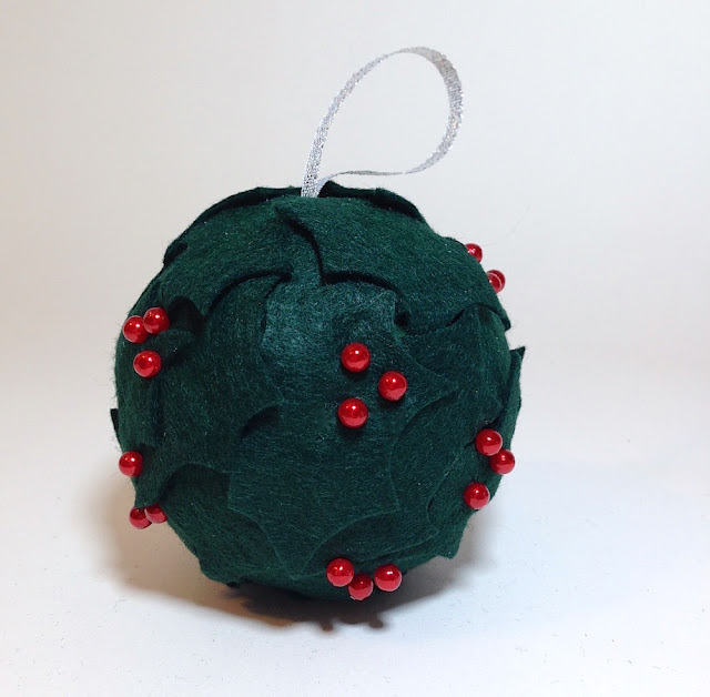 felt holly ornament lisa fulmer