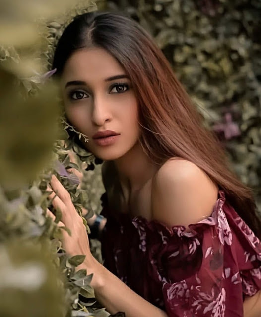 Saloni Vora Wiki, Bio, Age, Family, Relation, Web Series, Height, Instagram, Photos, and More