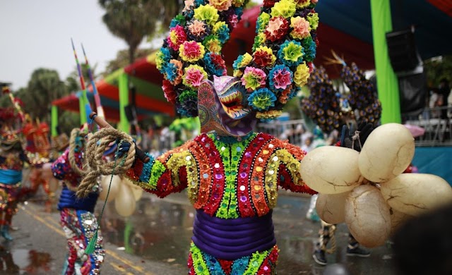 Cancelado el Desfile Nacional de Carnaval 2024 en Solidaridad con las Víctimas de la Tragedia de Salcedo