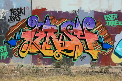 38 Graffiti Unik Keren dan Kreatif 