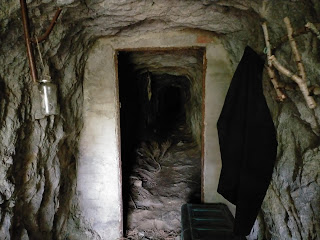 Entrada a la cueva de la Vieja del Monte