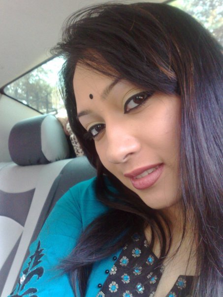 Hot Sexy Desi Indian College Girls Photos