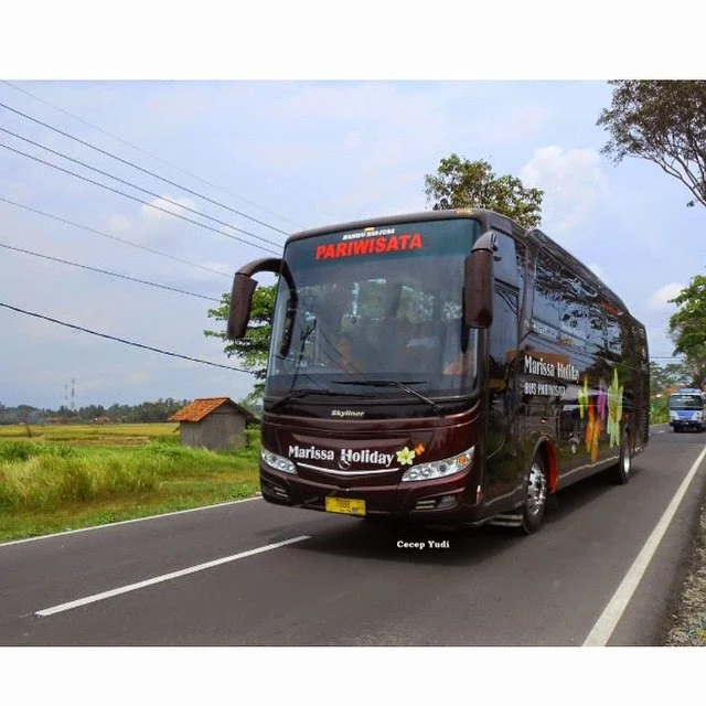 Skyliner Karoseri Rahayu Sentosa