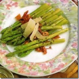 MEMBUAT SALAD ASPARAGUS PROSCIUTTO