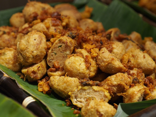 Bergedil Ayam  (Deep Fried Spiced Chicken & Potato Cutlet with Egg Batter)