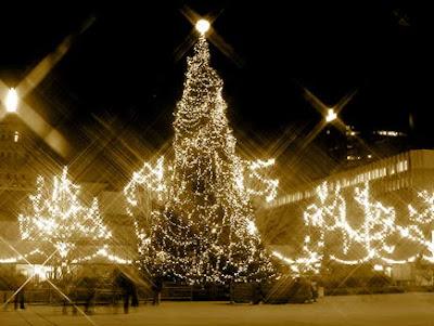 Blog-SahatSimarmata: Sejarah Pohon Natal