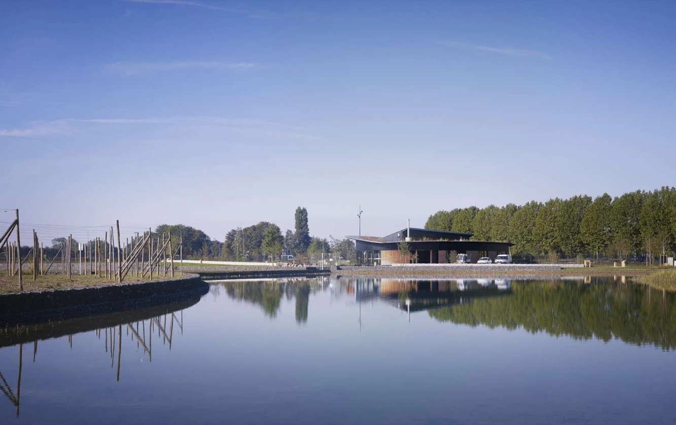 Aquaterra Environmental Centre by Tectoniques Architectes