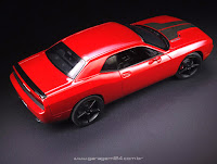 1/25 Scale '09 Dodge Challenger Plastic Model Kit