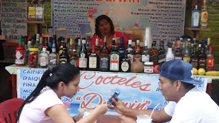 Алкоголь на улице в Монтаниты Эквадор 