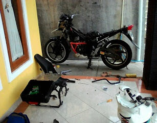 "Ini Dia Turorial Cara Mudah Cat Velg Motor"