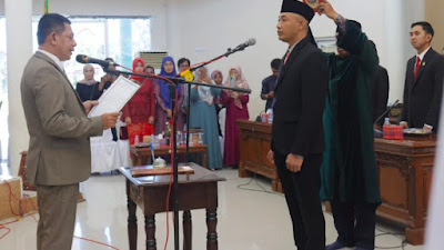 Paripurna PAW, Ketua DPRD Kota Bima Lantik Zulkifli Maman dari Partai Perindo 