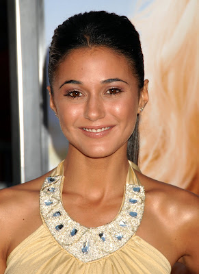 Emmanuelle Chriqui 