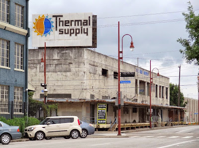 Thermal Supply Building 1600 Commerce Street (2015 photo) 