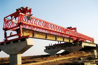 gantry-crane-highway-construction