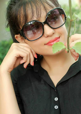 cute sumbul iqbal wallpaper