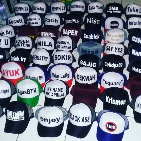 Sablon Topi Keren