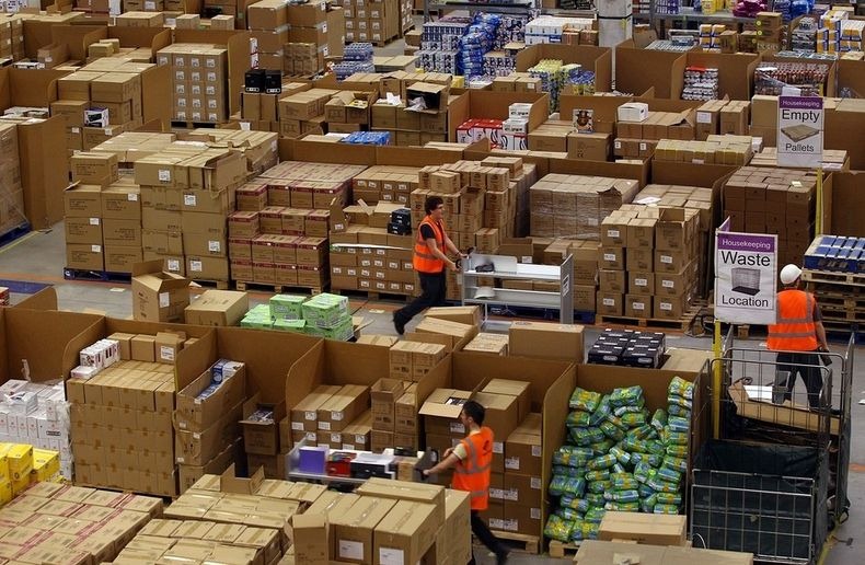 amazon-warehouse-10 amazon-warehouse-10