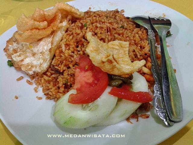 Cafe Durian Maidanii Medan