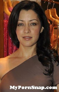 Aditi Govitrikar sexy hot HD Wallpaper