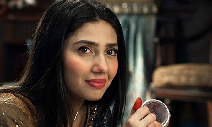 BELUM TAYANG FILMNYA, MAHIRA KHAN RUGI RP. 5 MILYAR 
