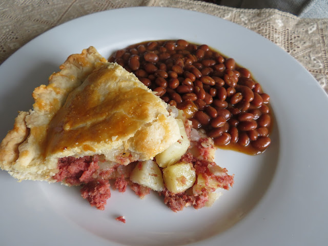 Corned Beef & Potato Pie