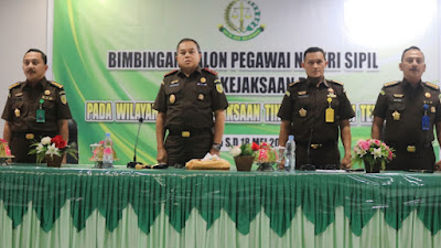 Kepala Kejaksaan Tinggi Sulawesi Tengah Dr. Bambang Hariyanto menghadiri sekaligus membuka secara resmi Bimbingan Teknis Calon Pegawai Negeri Sipil (CPNS) di Lingkungan Kejaksaan Tinggi Sulawesi Tengah