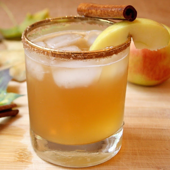 Apple Pie Cocktail