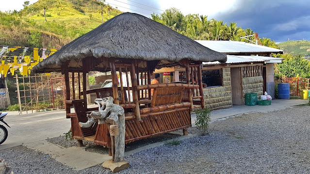 bahay kubo (nipa huts) at Tops Grill in Catbalogan City