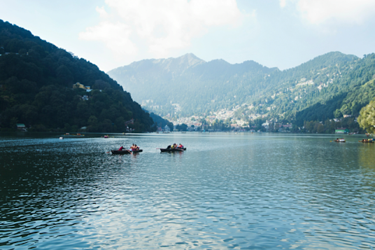 places that are famous in nainital for all the right reasons