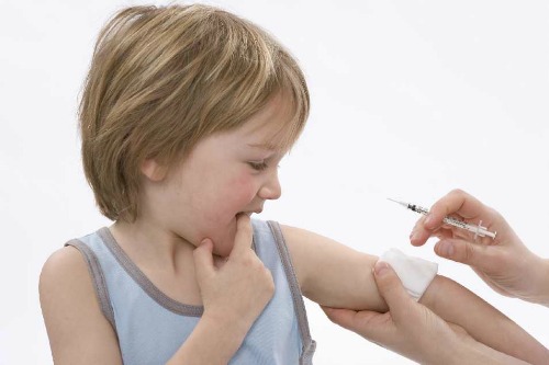 vaccin schema nationala de imunizare,vaccin gratuit,vaccin maternitate,idr la tuberculina,febra,efecte secundare vaccin,tuberculoza copii