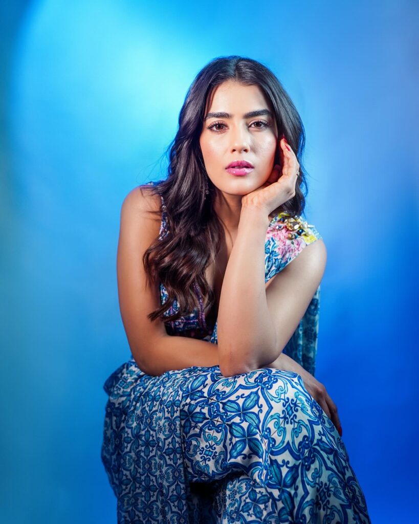 pic-talk-twofold-ismart-heroine-why-THIS-KOLAVERI