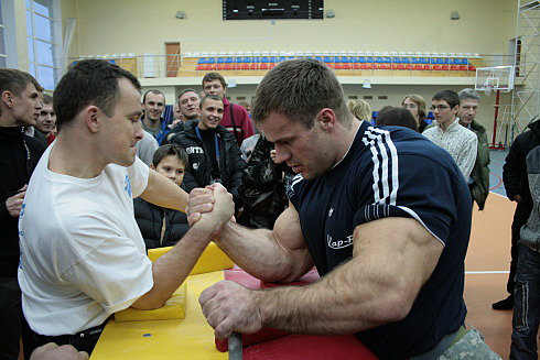 Real Life Hulk Denis Cyplenkov