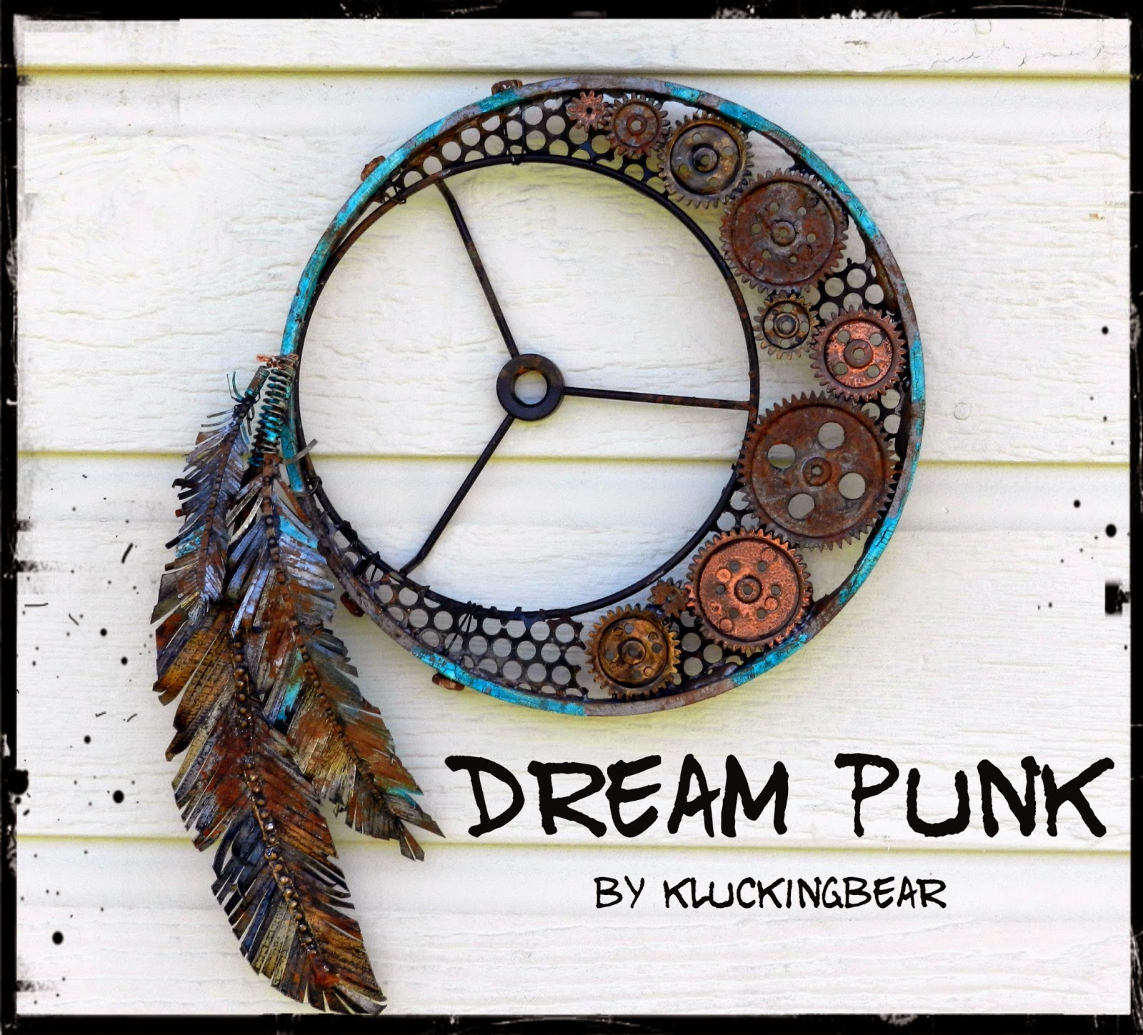 http://kluckingbear.blogspot.co.at/2014/06/steampunk-dreamcatcher.html