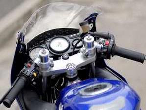 Kawasaki Ninja 150 dashboard