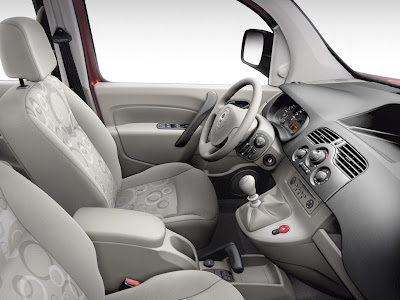 Interior review of Renault Kangoo