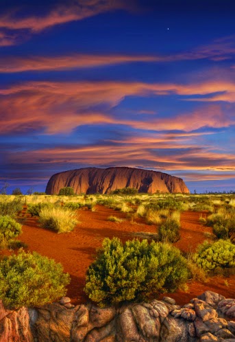 The Uluru, Australia | 10 Places to See Beautiful Sunset Around The World