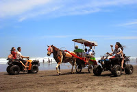 ATV dan Bendi di Pantai Parangtritis