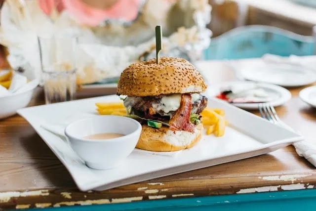 Give your best burgers a perfect taste using the unconventional Ina Garten method
