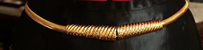 gold metallic belt. Stretchy gold tone metallic