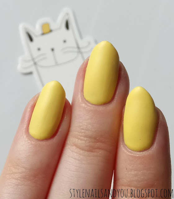 Matte Yellow Nails