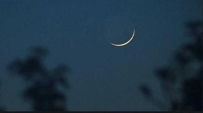 Eid moon picture in the sky - New moon picture download - Eid moon picture - NeotericIT.com - Image no 3