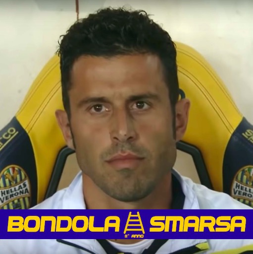 HELLAS VERONA 1-1 CROTONE: Terzo pareggio consecutivo contro un CROTONE sicuramente messo meglio in campo che detta legge nella parte centrale del primo tempo e passa nella ripresa, i gialloblù reagiscono solo alla superiorità numerica e acciuffano gli ospiti con la disperazione ma il punto non serve a nessuno