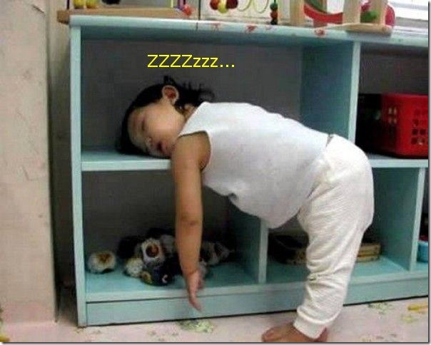 Funny Pictures: Funny sleeping position