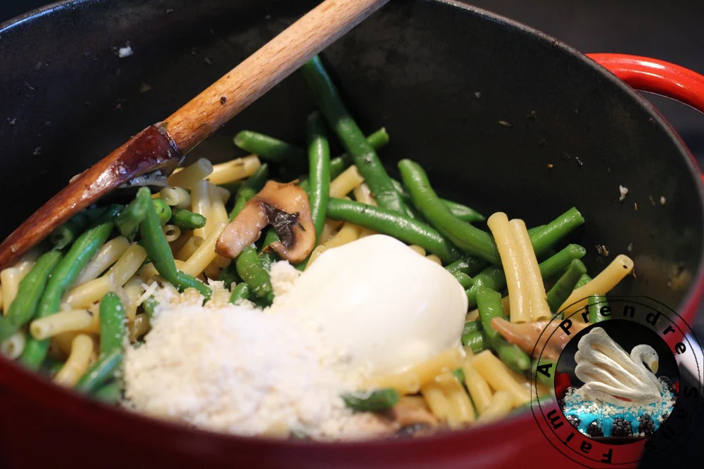 One pan pasta alla parma